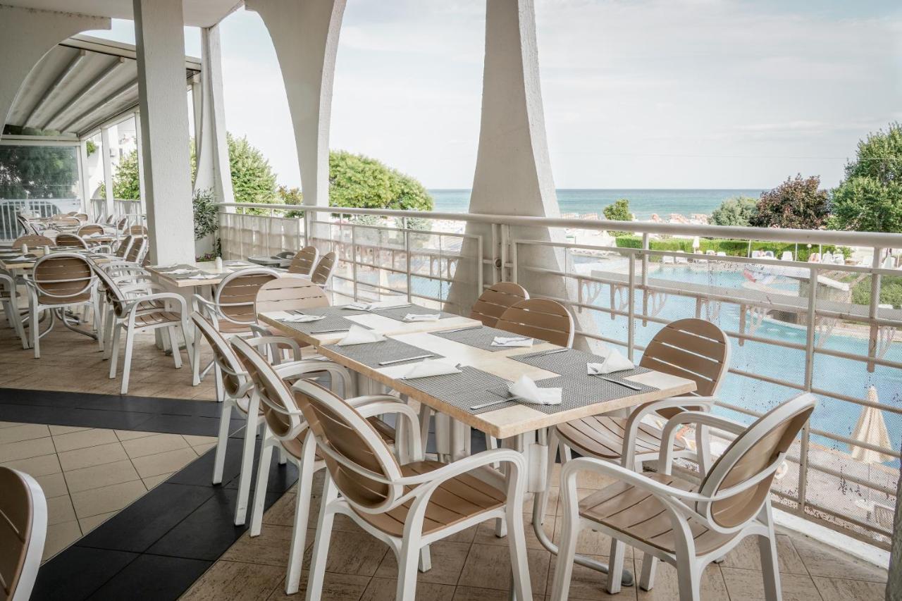 Laguna Beach Hotel Albena Kültér fotó